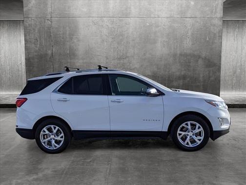 Photo 5 of 29 of 2020 Chevrolet Equinox Premier w/1LZ