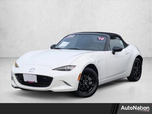 2019 Mazda MX-5 Miata Sport