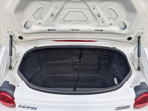 2019 Mazda MX-5 Miata Sport