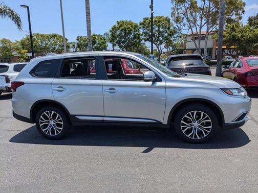 2018 Mitsubishi Outlander SE