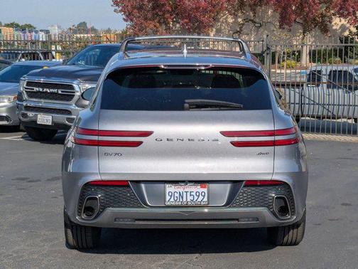 2023 Genesis GV70 2.5T AWD