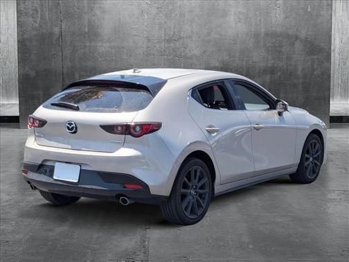 2024 Mazda Mazda3 FWD w/Premium Package