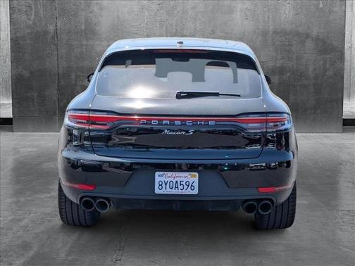 2019 Porsche Macan Base