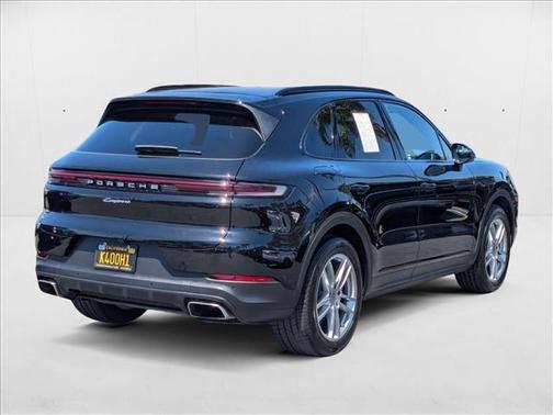 2024 Porsche Cayenne AWD