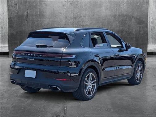 2024 Porsche Cayenne AWD