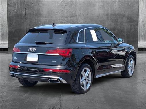 2022 Audi Q5 55 S line Premium