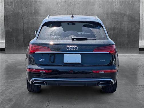 2022 Audi Q5 55 S line Premium