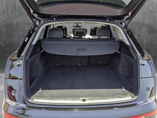 2022 Audi Q5 55 S line Premium