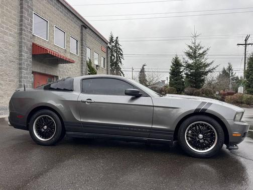 2011 Ford Mustang V6 Premium