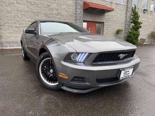 2011 Ford Mustang V6 Premium