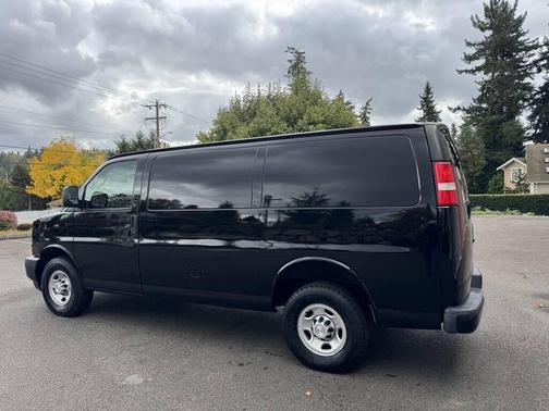 2017 Chevrolet Express 2500 Work Van