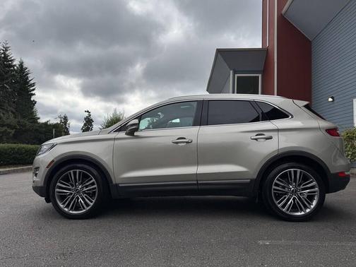2015 Lincoln MKC Base