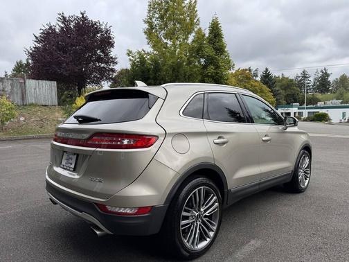 2015 Lincoln MKC Base