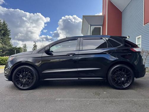 2016 Ford Edge Sport