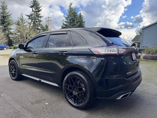 2016 Ford Edge Sport