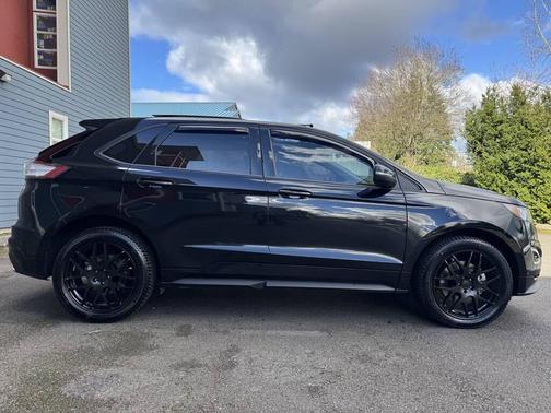 2016 Ford Edge Sport