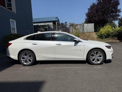 2017 Chevrolet Malibu Premier