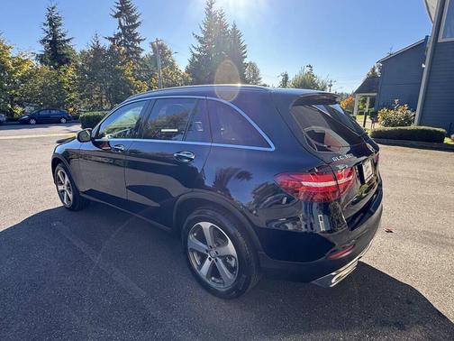 2016 Mercedes-Benz GLC 300 Base