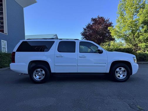 Summit White 2007 Chevrolet Suburban 1500 LT
