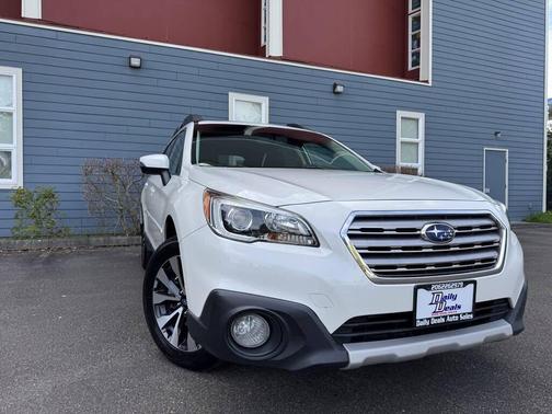 Crystal White Pearl 2015 Subaru Outback 2.5i Limited
