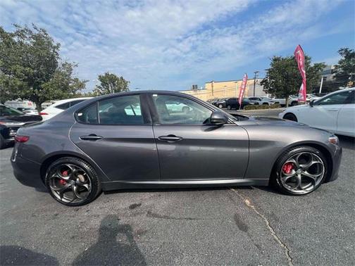 2019 Alfa Romeo Giulia Ti Sport