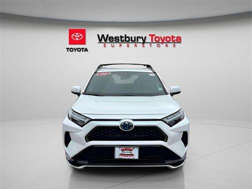 2024 Toyota RAV4 Prime SE