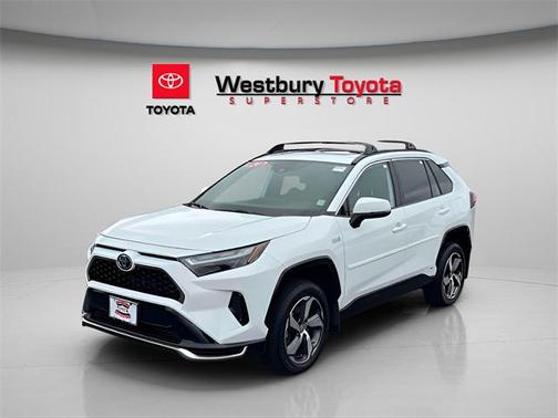 2024 Toyota RAV4 Prime SE