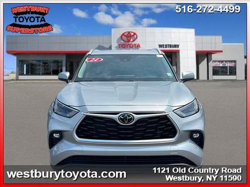 2024 Toyota Highlander XLE