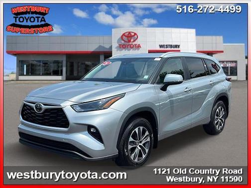 2024 Toyota Highlander XLE