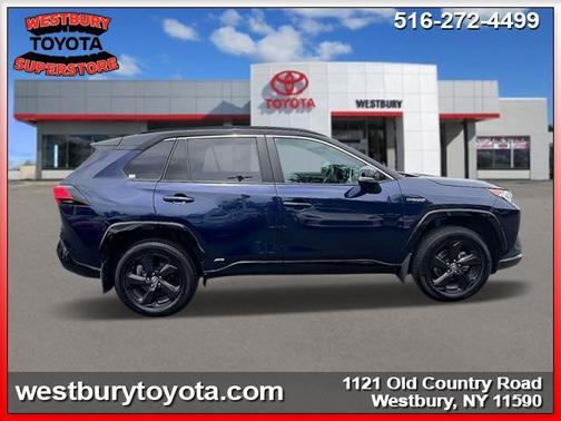 2021 Toyota RAV4 Hybrid SE