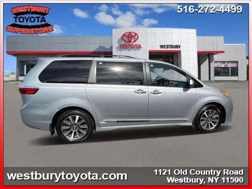 2019 Toyota Sienna XLE