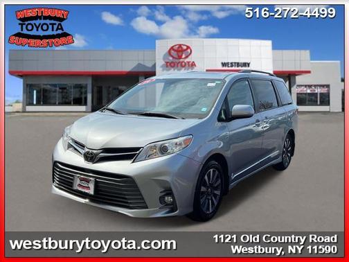 2019 Toyota Sienna XLE
