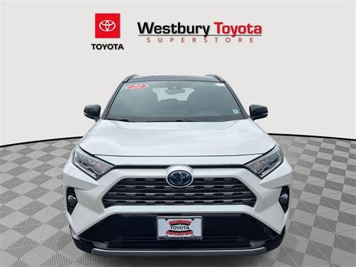 2021 Toyota RAV4 Hybrid SE