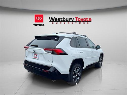 2023 Toyota RAV4 Prime SE