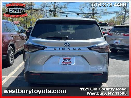 2023 Toyota Sienna XLE 7 Passenger