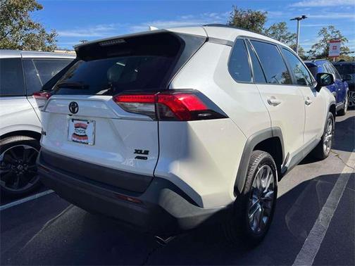 2022 Toyota RAV4 XLE Premium