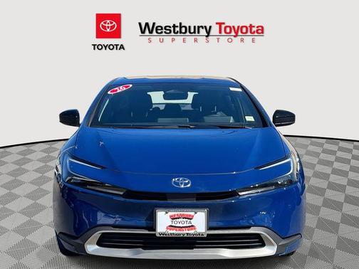 2026 Toyota Prius Plug-In Hybrid SE