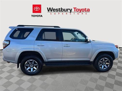 2023 Toyota 4Runner TRD Off Road