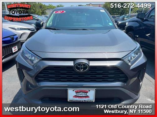 2022 Toyota RAV4 LE