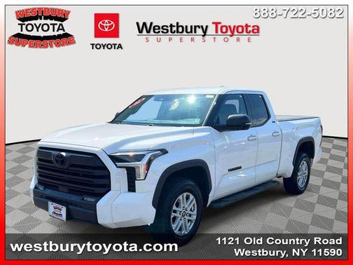 White 2022 Toyota Tundra SR5