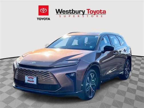 2025 Toyota Crown Signia XLE