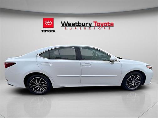 2018 Lexus ES 350 Base
