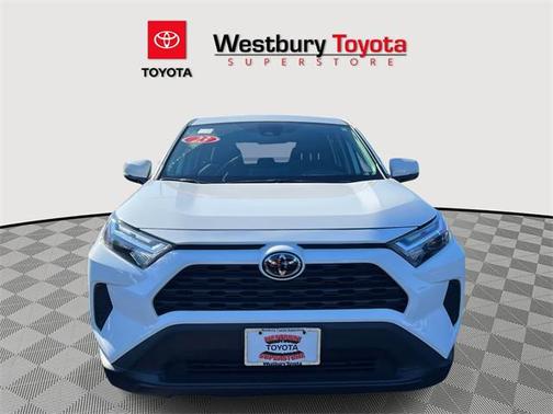 2023 Toyota RAV4 LE