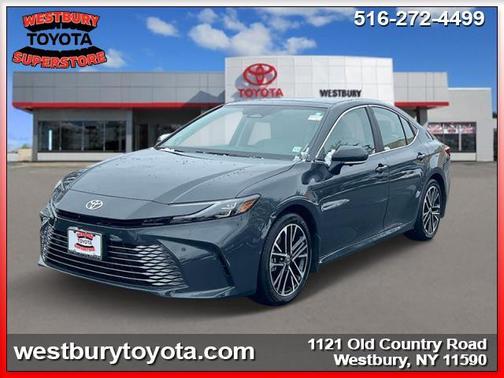 2025 Toyota Camry XLE