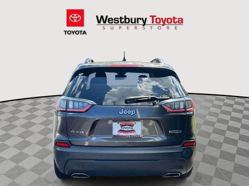 2022 Jeep Cherokee Latitude Lux