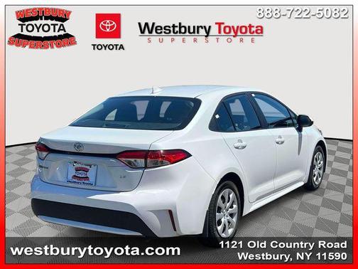 Wind Chill Pearl 2022 Toyota Corolla LE
