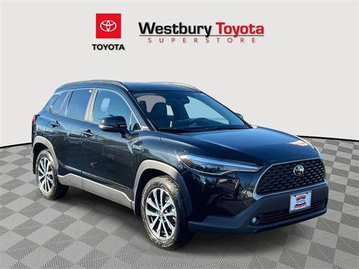 2024 Toyota Corolla Cross XLE
