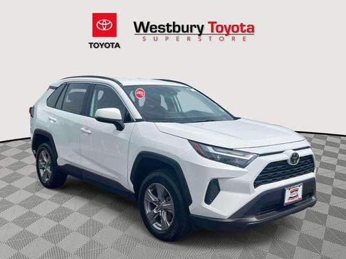 Ice Cap 2025 Toyota RAV4 XLE