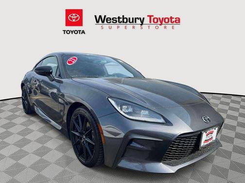 Pavement 2023 Toyota GR86 Premium