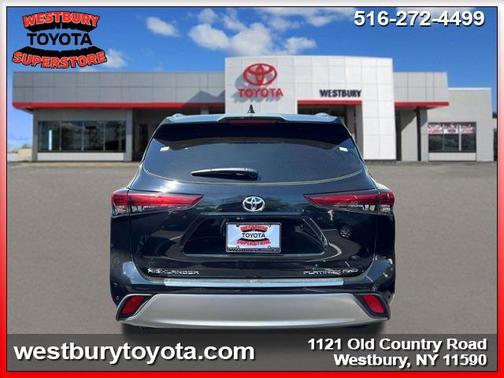 2023 Toyota Highlander Platinum